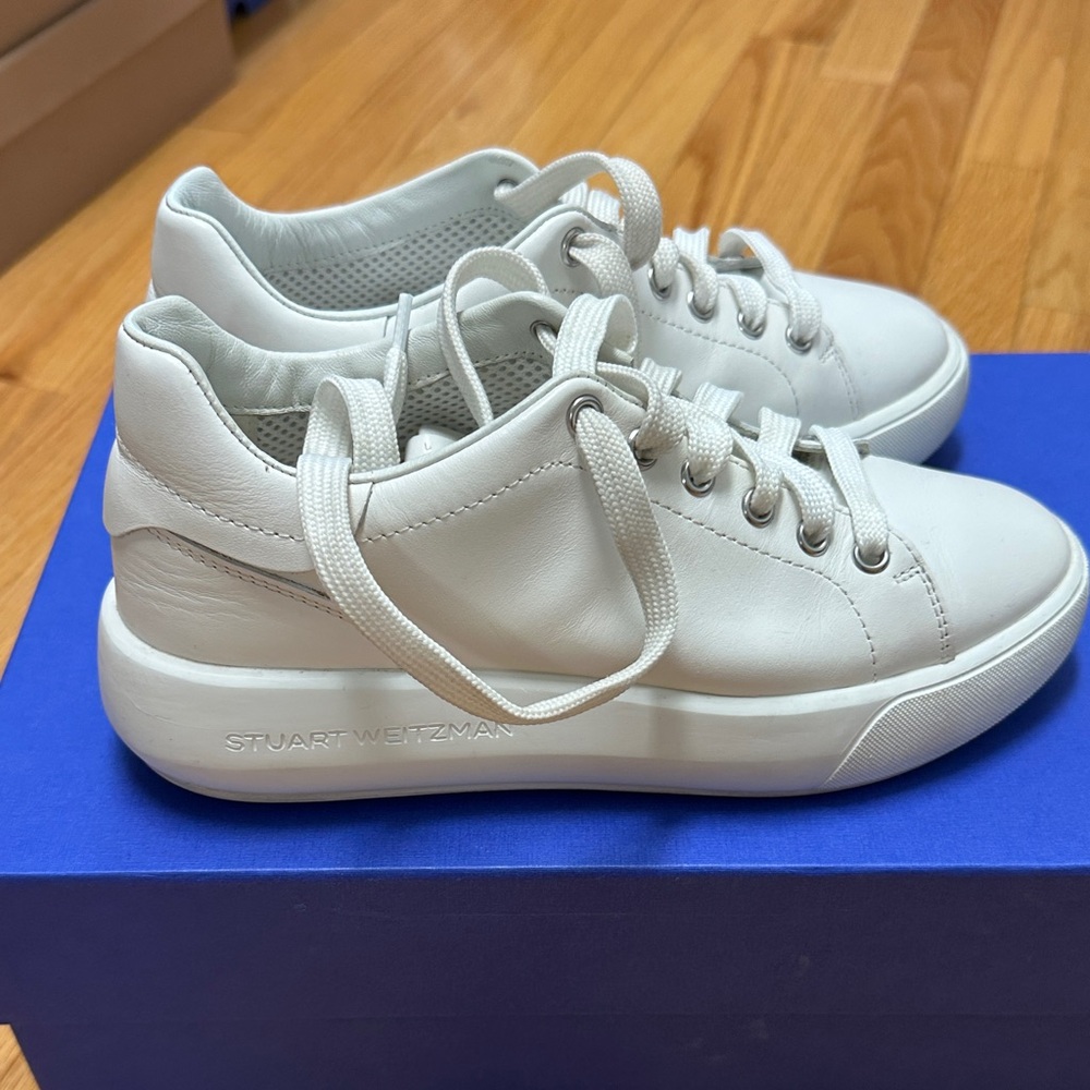 Stuart Weitzman White Pro Sleek Sneakers 6 Like New